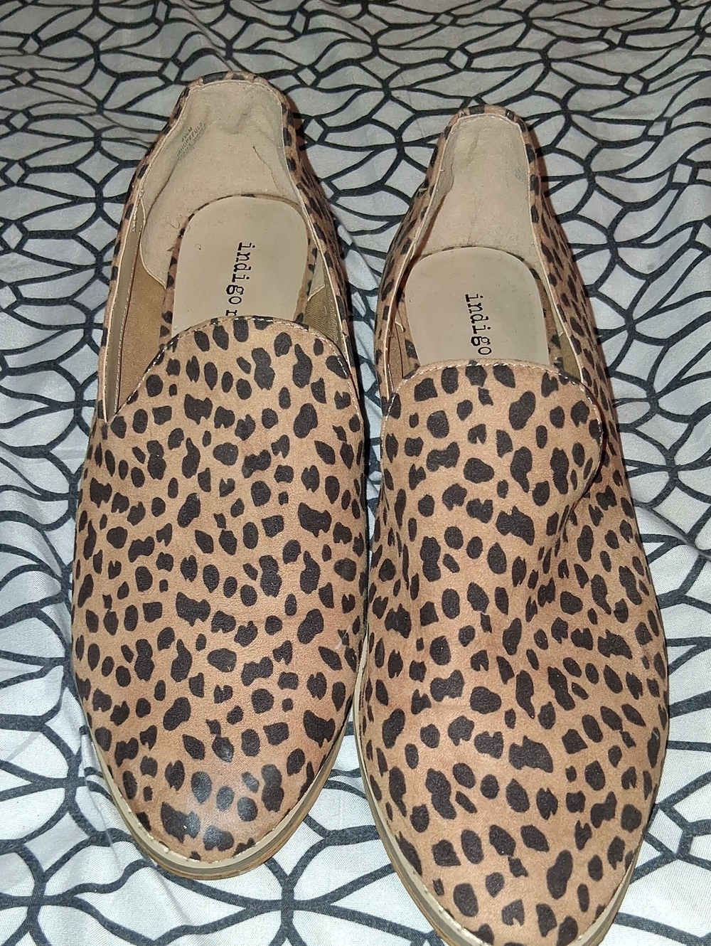 Indigo Leopard-Print Slip-On Flats - Tan/Black